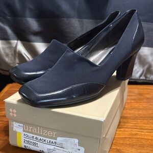 Naturalized Follie Black heel 8.5